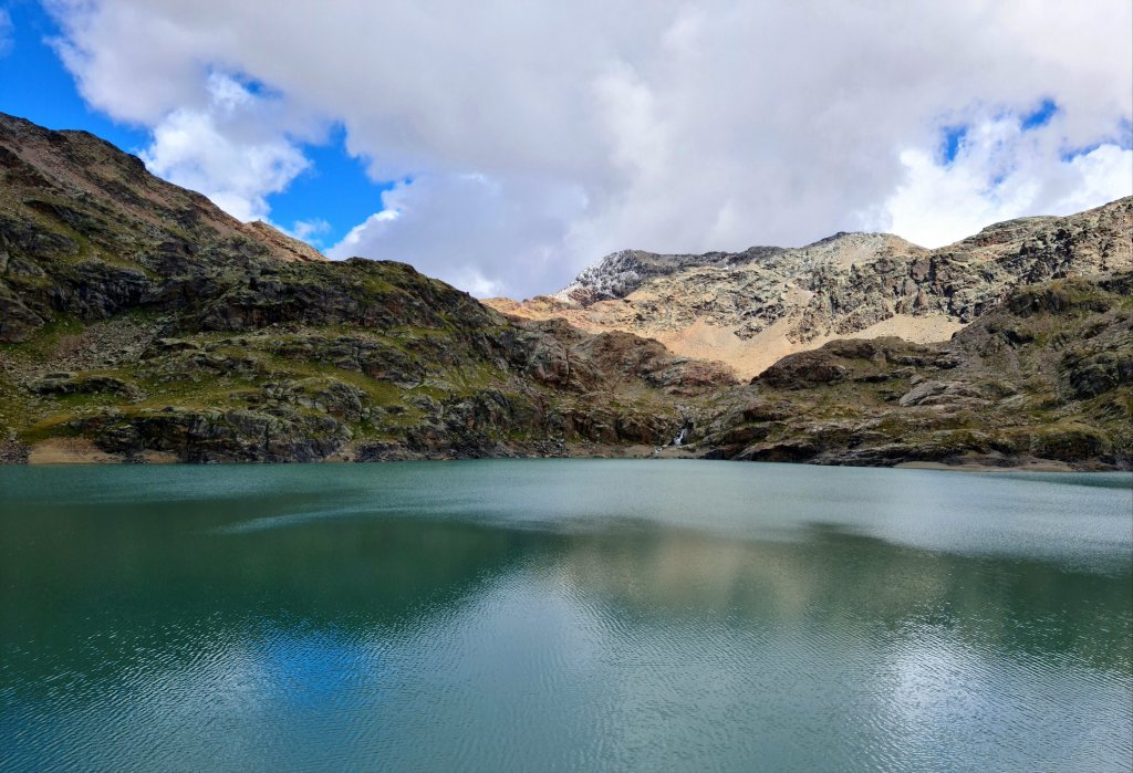 Lago del Careser lungo l'itinerario da Malga Mare