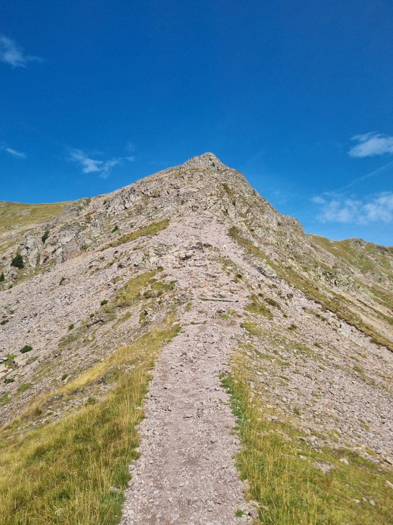 Tratto finale della salita alla cima del Monte Luco